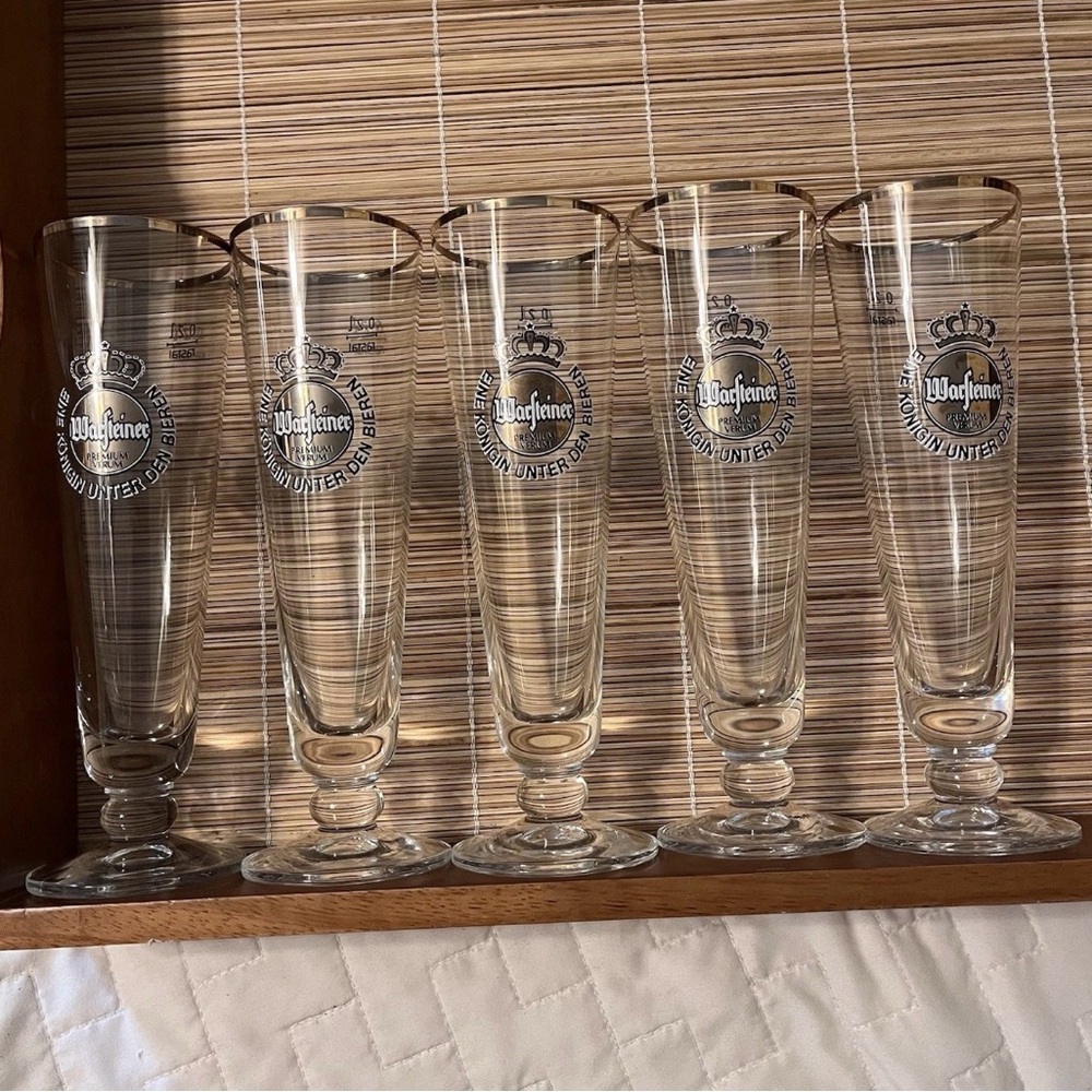 ‘One Queen Among Beers’ 5 Warsteiner Pilsners .2L, 8" man-cave, game day, bar